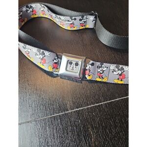 Mickey Mouse Disney Buckle-Down 24"-38" Authentic Adjustable Seat Belt New